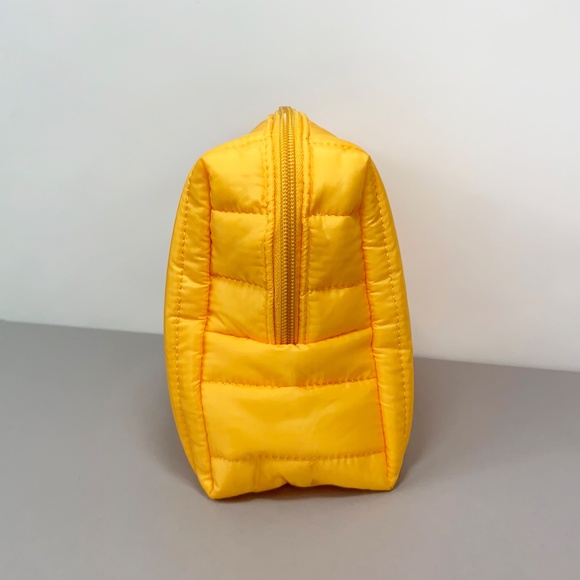 Sol de Janeiro Travel Cosmetic Make-up Bag with Zipper. - Picture 6 of 8